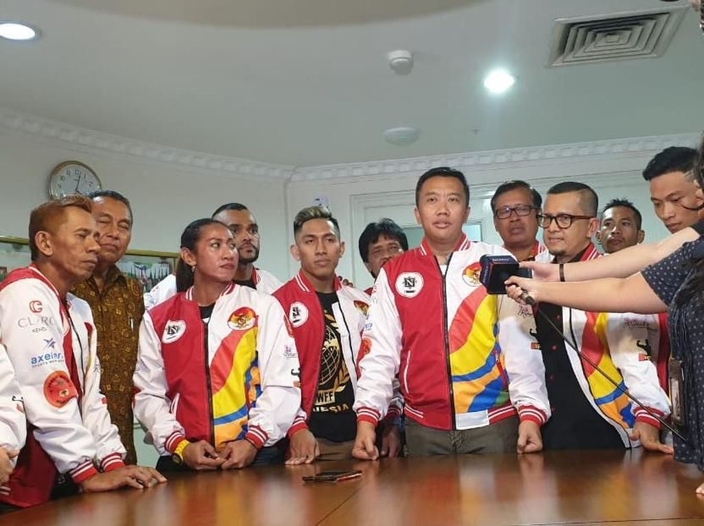 Menpora Dukung Atlet Perbafi Ikut Kejuaraan di Singapura Menpora Dukung Atlet Perbafi Ikut Kejuaraan di Singapura