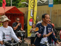 Naik Ontel, Jokowi Hadiri Deklarasi Alumni Jogja Satukan Indonesia