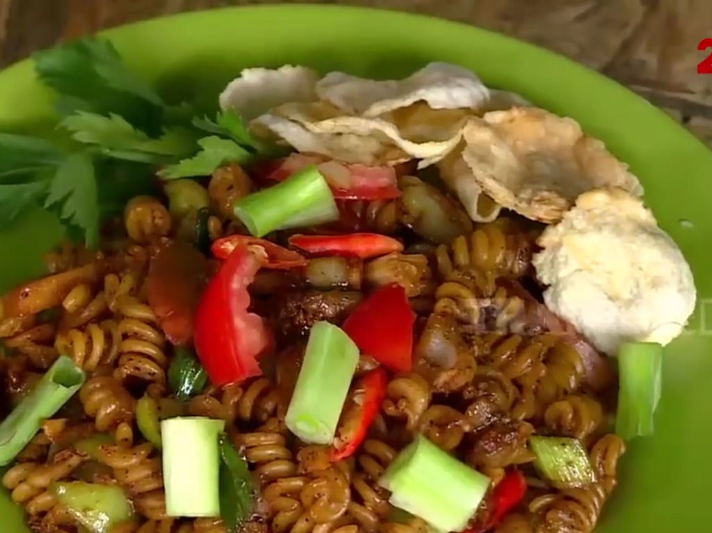 Sajian Fusion Pasta Campur Jengkol, Enak Juga! Sajian Fusion Pasta Campur Jengkol, Enak Juga!