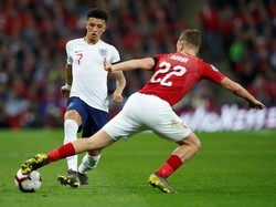 Timnas Inggris menjamu Ceko di Stadion Wembley, Sabtu (23/3/2019) dini hari WIB, dalam laga perdana Grup A Kualifikasi Piala Eropa 2020. Inggris membawa banyak pemain muda, di antaranya Jadon Sancho (kiri). (Foto: David Klein/Reuters)