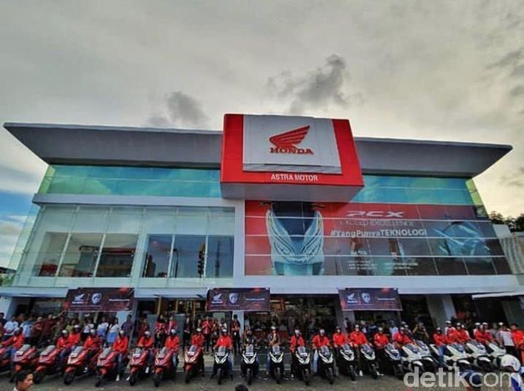 Hore! Pemain PSM Makassar Diberi 30 Motor Honda