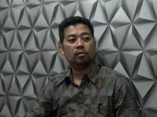 Penampakan Wahyu Terduga Pembunuh Wanita Berjilbab dalam Mobil