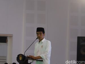 Jokowi Minta Sekolah yang Rusak Akibat Banjir Sentani Segera Diperbaiki Jokowi Minta Sekolah yang Rusak Akibat Banjir Sentani Segera Diperbaiki