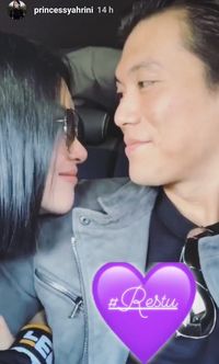 Instaram Story Syahrini saat bulan madu
