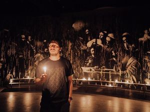 JA Pramuhendra Ajak Pengujung Menyelami Pengaruh Teknik Gelap-Terang