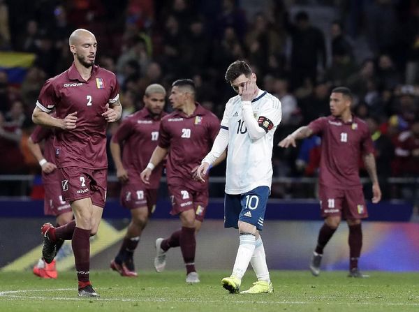 Kembalinya Messi Tak Mampu Selamatkan Argentina dari Kekalahan