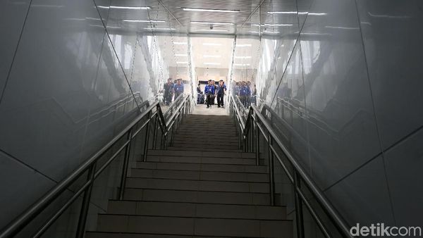 Nyamannya Kalau Stasiun MRT Tetap Bersih Seperti Ini
