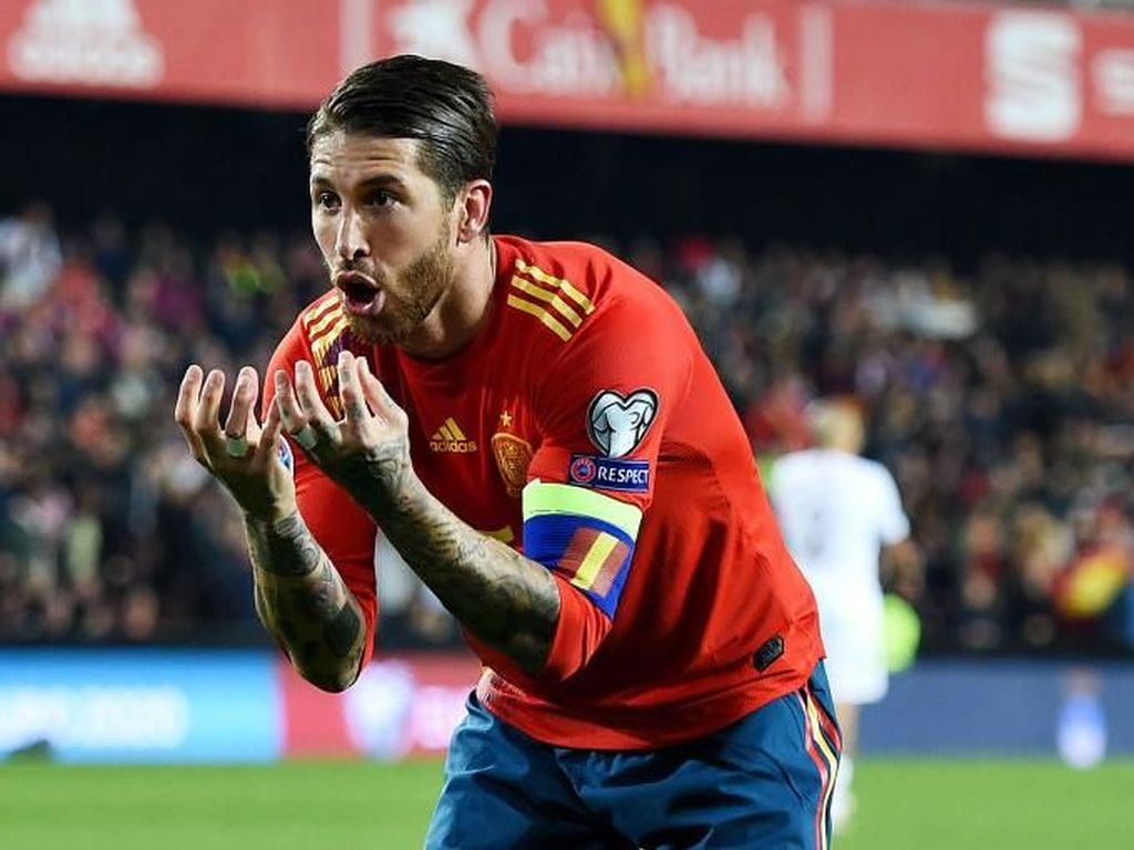 Gol Panenka Ciamik ala Sergio Ramos Gol Panenka Ciamik ala Sergio Ramos