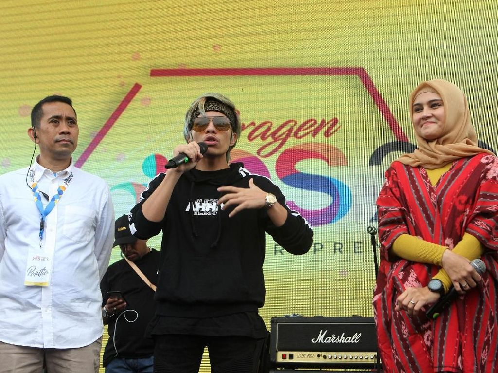 Kiat Sukses Ala Atta Halilintar: Niat, Komitmen, Konsisten, Doa Kiat Sukses Ala Atta Halilintar: Niat, Komitmen, Konsisten, Doa