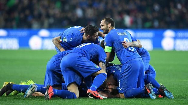 Italia kalahkan Finlandia 2-0.