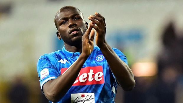 Kalidou Koulibaly selalu jadi pilihan utama Napoli.