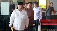 Kiai Asep Saifudin Chalim Diperiksa Sebagai Saksi Romahurmuziy