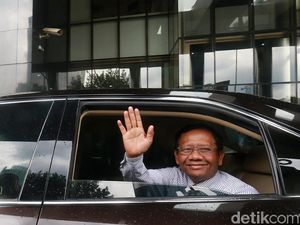 Mahfud Md Dapat Info soal Komplotan Debat Situng KPU di Medsos Mahfud Md Dapat Info soal Komplotan Debat Situng KPU di Medsos