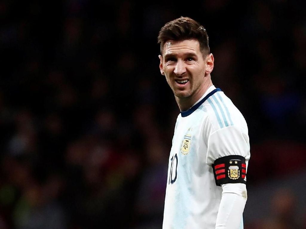 Kecaman Warga Argentina ke Messi Bikin Sang Anak Bingung Kecaman Warga Argentina ke Messi Bikin Sang Anak Bingung