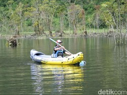 Cantiknya Telaga Sigebyar di Kaki Gunung Kendeng Pekalongan