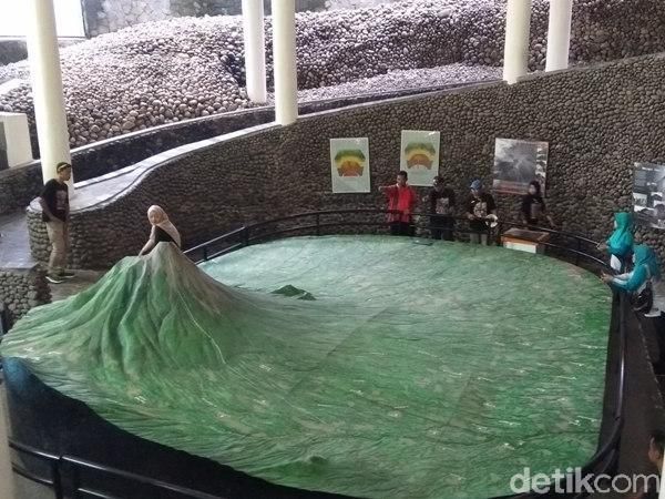 Foto: Wisata Erupsi Gunung Merapi di Magelang