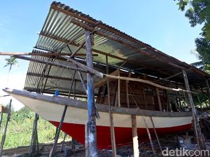 Yuk, Lihat Pembuatan Kapal Nelayan di Timur Indonesia