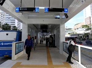 Tarif MRT Rp 8.500, Warga: Lebih Murah dari Ojol Tarif MRT Rp 8.500, Warga: Lebih Murah dari Ojol