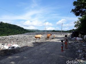Warga Kembali Tutup Area TPST Piyungan Bantul Warga Kembali Tutup Area TPST Piyungan Bantul