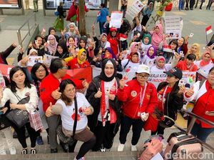 Pertiwi Jatim Rangkul WNI di Hong Kong Dukung Jokowi Pertiwi Jatim Rangkul WNI di Hong Kong Dukung Jokowi
