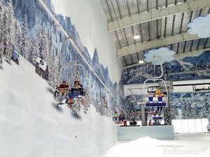 Liburan Akhir Pekan, Main Salju di Bekasi Yuk! Liburan Akhir Pekan, Main Salju di Bekasi Yuk!