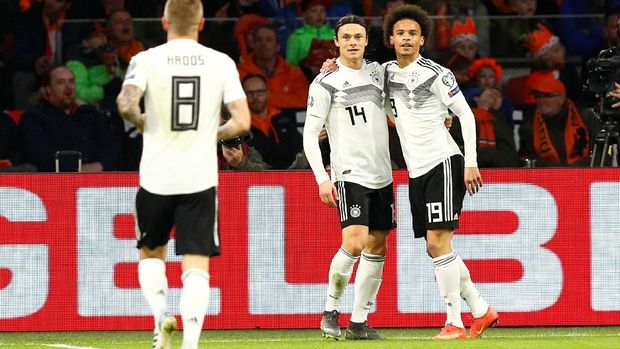 Leroy Sane membuka keunggulan Jerman.
