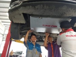 Pasang Bordes Perkuat Under Guard Wuling Cortez