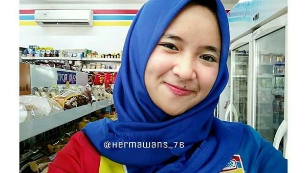Kocak! Begini Jadinya 8 Seleb Tanah Air Kalau Jadi Pelayan Minimarket