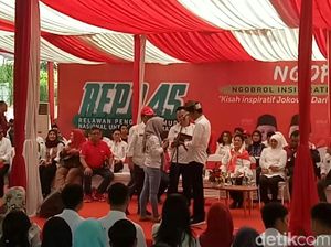 Jokowi Cerita Pengalaman Wirausaha di Depan Milenial Banyuwangi Jokowi Cerita Pengalaman Wirausaha di Depan Milenial Banyuwangi