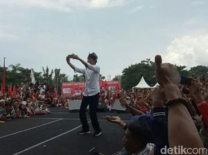 Jokowi: Film Nasional Jadi Tuan Rumah di Negeri Sendiri Jokowi: Film Nasional Jadi Tuan Rumah di Negeri Sendiri