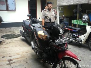 Sebuah Motor Dibakar Orang Misterius di Sleman