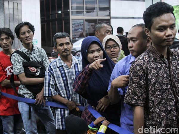 Antusias Warga Antre Mudik Gratis Bareng Kemenhub