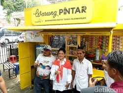 Ikut Kampanye Jokowi, Iriana Beli Batik dan Kopi Banyuwangi