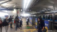 Foto: Setelah Diresmikan Jokowi, MRT Jakarta Makin Ramai Penumpang