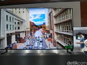 Nonton Memang Bisa di Smartphone, tapi Ada Kebersamaan di TV