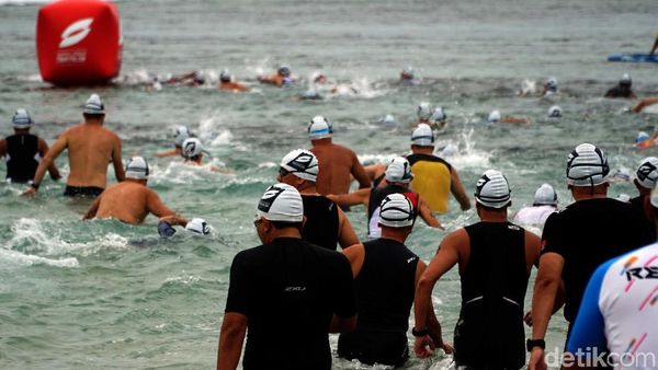 Semarak Ajang Super League Triathlon