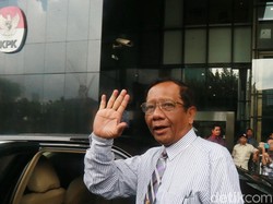 Mahfud Md Janji Beri Saran ke Jokowi yang Pertimbangkan Perppu KPK