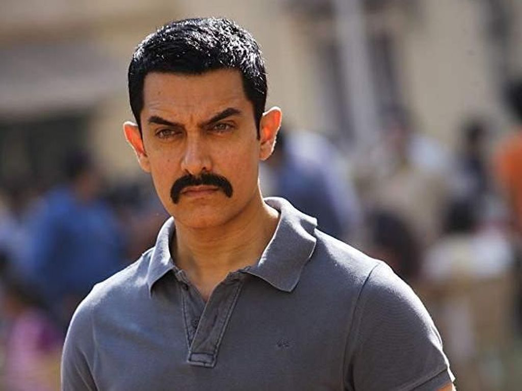 Aamir Khan Kecelakaan saat Syuting Aamir Khan Kecelakaan saat Syuting