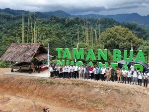 Antam Kembangkan 14 Varian Buah Asli Indonesia di Bogor
