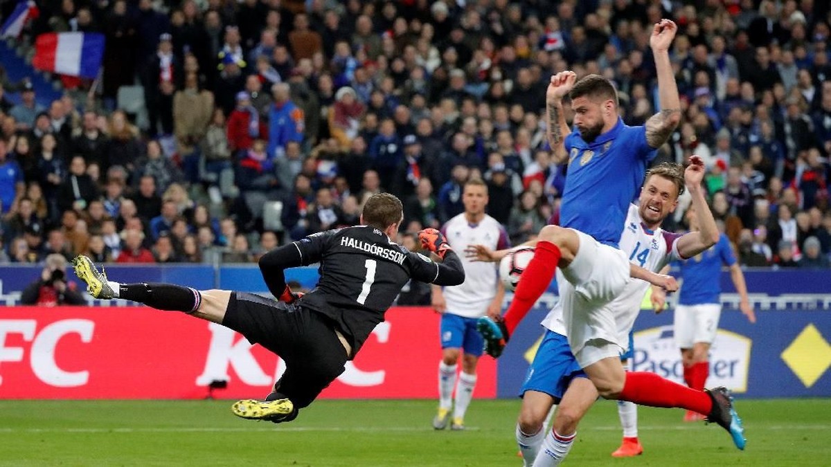 Olivier Giroud kini tercatat sebagai top skorer ketiga sepanjang masa timnas Prancis (Foto: Charles Platiau/Reuters)