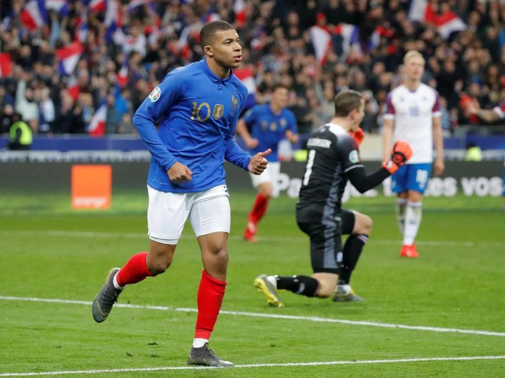 Kualifikasi Piala Eropa: Prancis Habisi Islandia 4-0 Kualifikasi Piala Eropa: Prancis Habisi Islandia 4-0