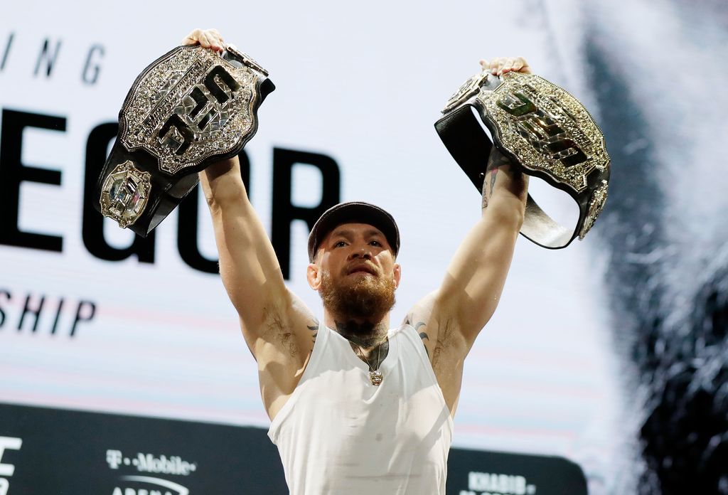 Conor McGregor menyatakan pensiun dari cabang olaharaga Mixed Martial Art. Keputusan sang petarung untuk pensiun menghebohkan masyarakat dunia.