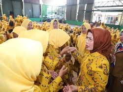 Pemkab Serang Beri Insentif Rp 1,8 M ke Ribuan Kader KB