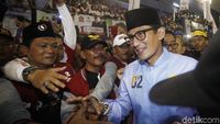 Aksi Caleg Dan Pendukung Meriahkan Kampanye Sandiaga Uno