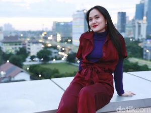 Ingin Rasakan Kerinduan, Sheryl Sheinafia Tinggalkan Gitar untuk Sementara Ingin Rasakan Kerinduan, Sheryl Sheinafia Tinggalkan Gitar untuk Sementara