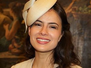 Aktris yang Nikahi Keluarga Kerajaan Inggris Ikut Bicara Soal Meghan Markle