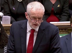 Detik-detik Pemimpin Oposisi Inggris Dikepruk Telur