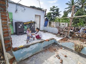 8 Bulan Gempa Lombok, Rumah Warga Belum Diperbaiki 8 Bulan Gempa Lombok, Rumah Warga Belum Diperbaiki