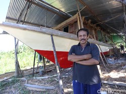 Dari Perahu Pajeko, Bapak Wujudkan Mimpi Anak Jadi Dokter