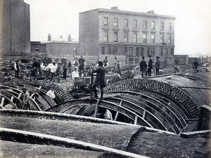 Potret Pembangunan MRT London Seabad Silam